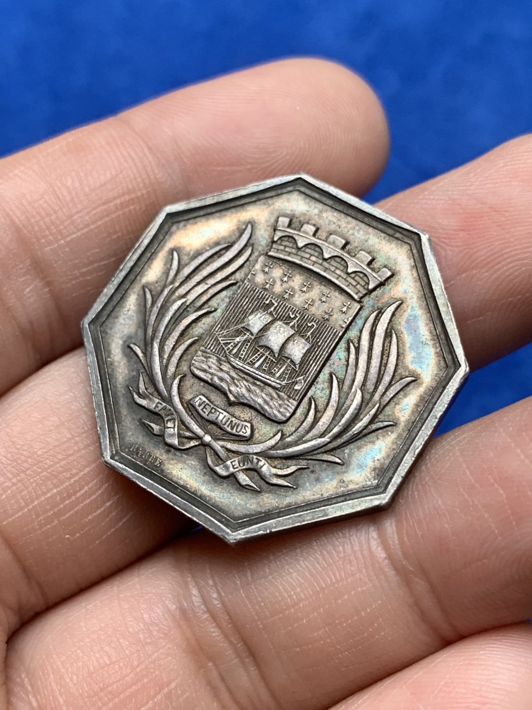 《竞宝斋》第157场-法国八角与章 专场！周日，周一，周四 3场 (全场包邮) 法国八角银质代币，南特商会，13.13g，31.5mm，蜜蜂边铭