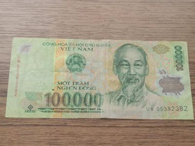 【淘币小摊】第九十六拍  纸币场 本周四连拍 周三至周六  满百包邮 - 越南100000盾塑料鈔