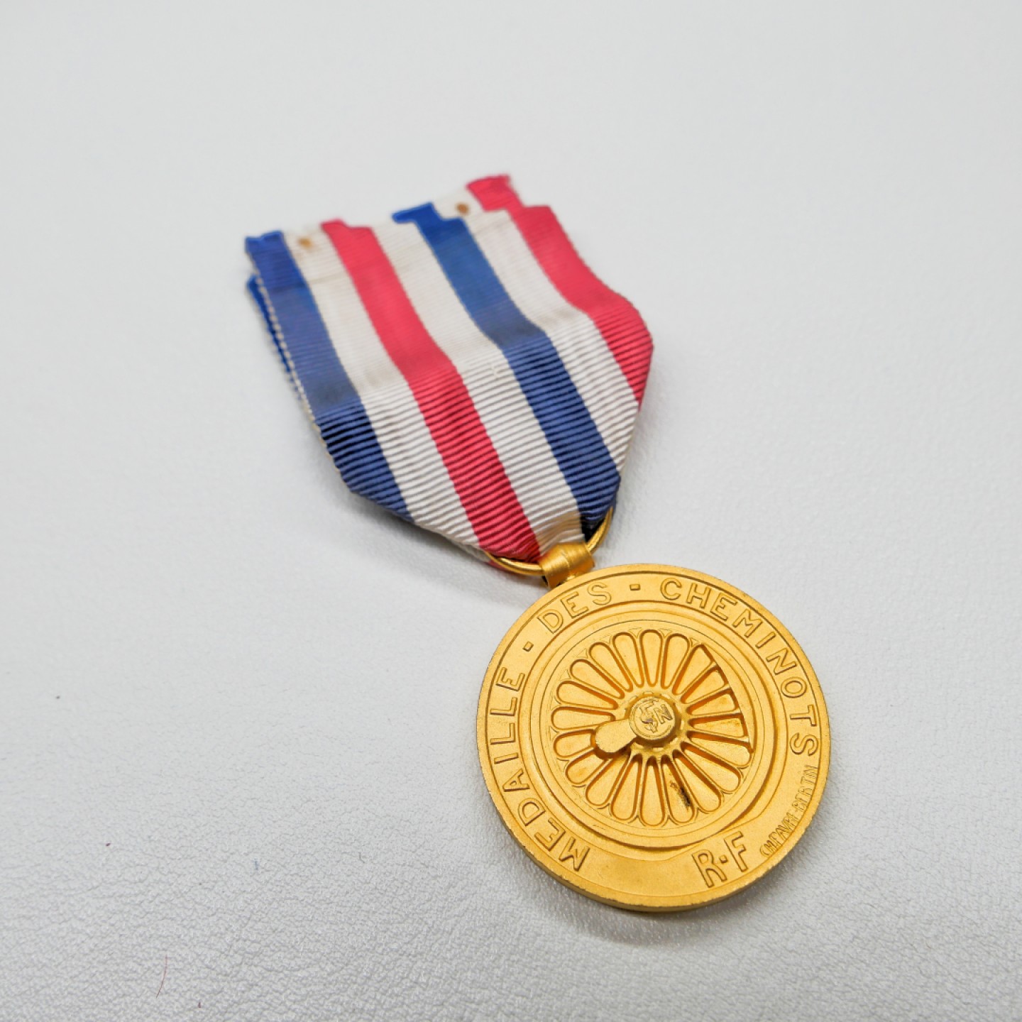 交易所2023-4-22群拍 法国金级铁路奖章