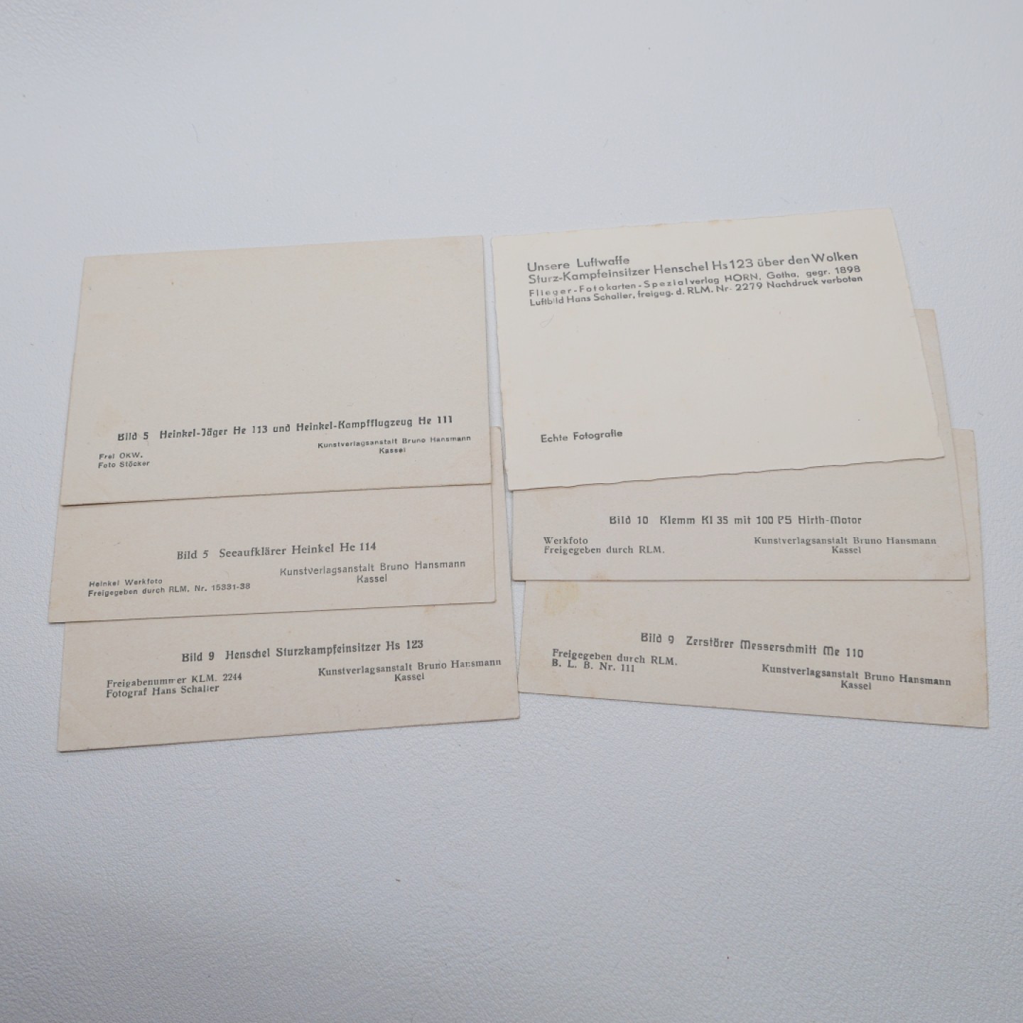 交易所2023-4-22群拍 德国飞机识别卡一组