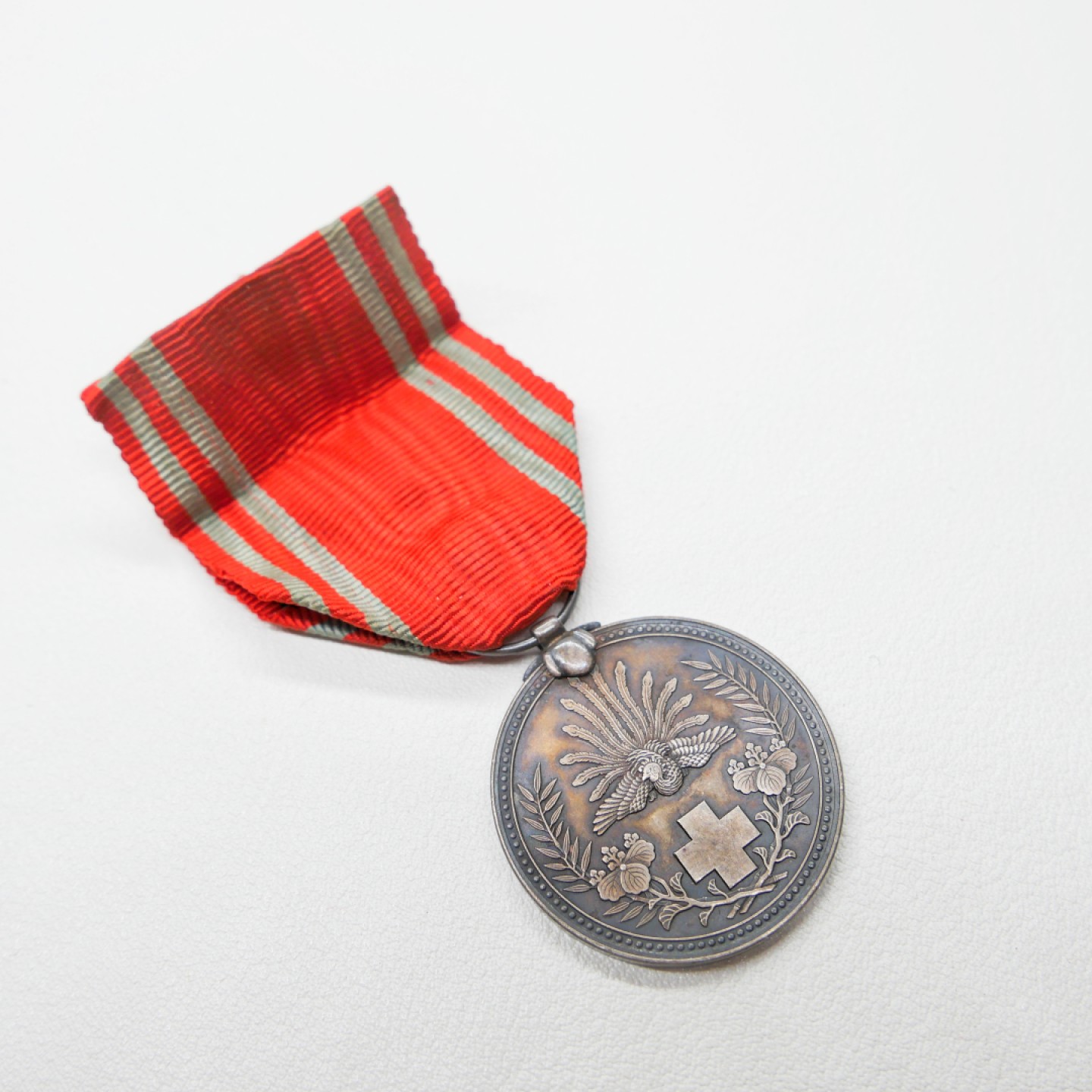 交易所2023-4-22群拍 日本赤十字奖章，银质