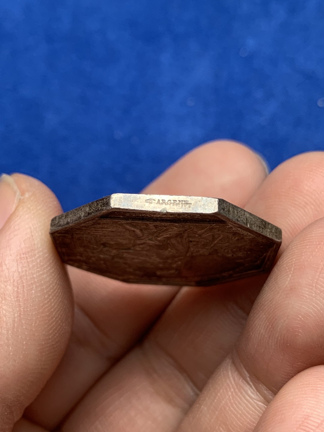 《竞宝斋》第157场-法国八角与章 专场！周日，周一，周四 3场 (全场包邮) 法国八角银质代币，火灾保险公司，13.94g，30.6mm，手指边铭