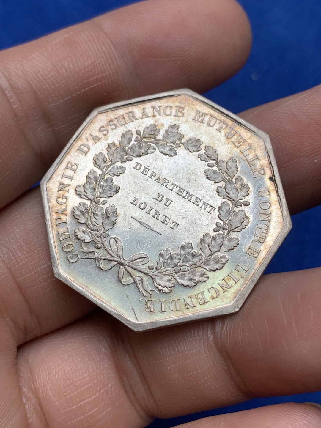 《竞宝斋》第157场-法国八角与章 专场！周日，周一，周四 3场 (全场包邮) 法国八角银质代币，火灾互助保险，下雨收衫了，18.37g，34.8mm，丰饶角边铭，金色包浆