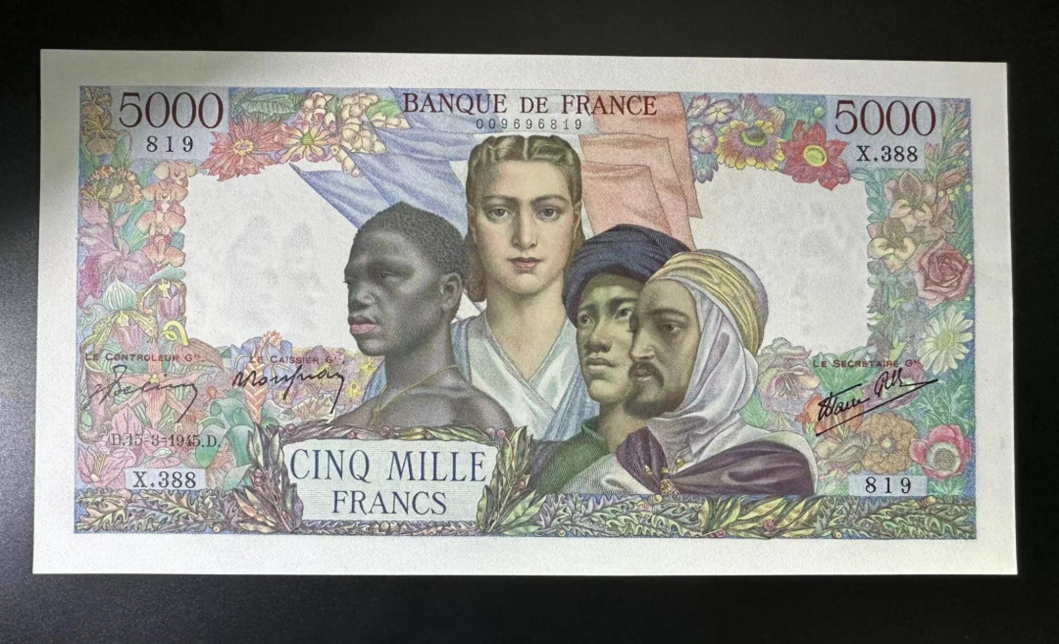 【Blue Auction】✨世界纸币精拍第316期——周日畅拍场 【819倒置号】法国 1945年5000法郎 大票幅 大团结 UNC- 