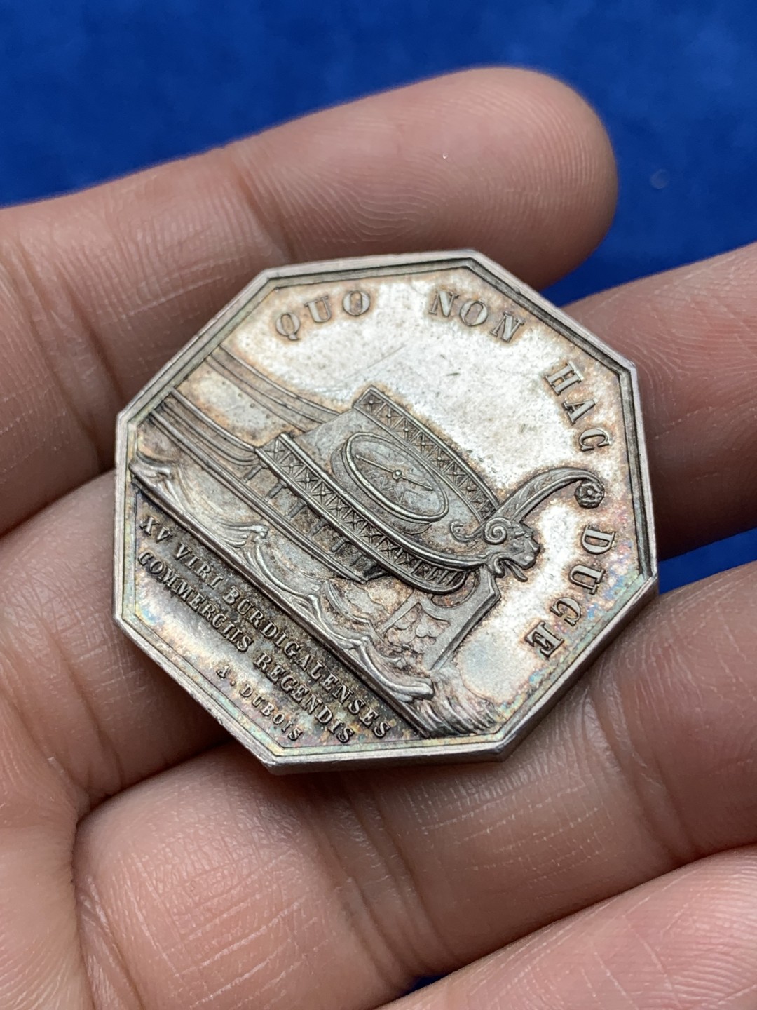 《竞宝斋》第157场-法国八角与章 专场！周日，周一，周四 3场 (全场包邮) 法国八角银质代币，波尔多商会，20.12g，33.6mm，手指边铭，金色包浆