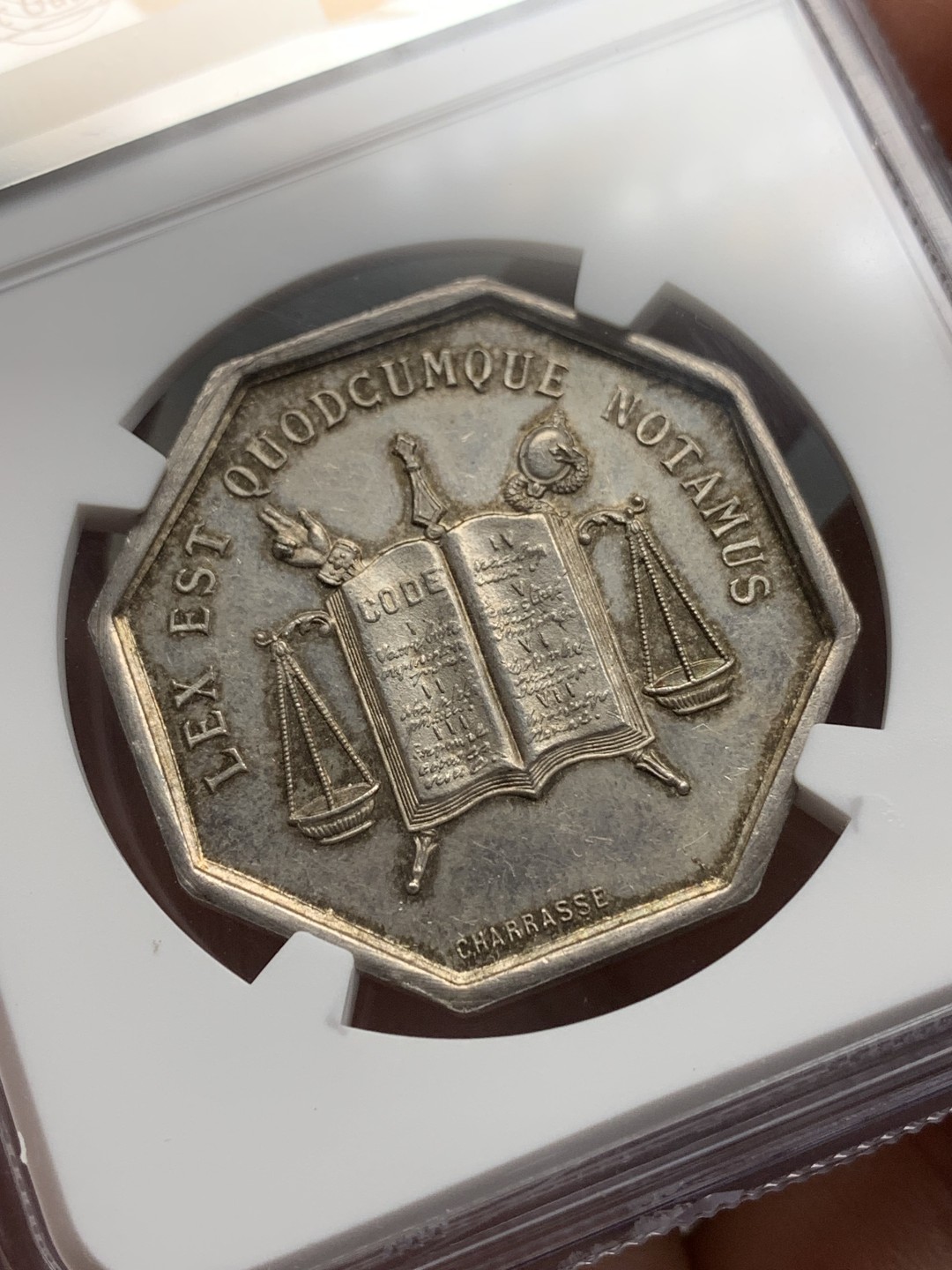 《竞宝斋》第157场-法国八角与章 专场！周日，周一，周四 3场 (全场包邮) NGC-MS62 法国 八角银质代币 里昂地区公证人，蜜蜂边铭，盾徽上高浮雕狮子高点俱在