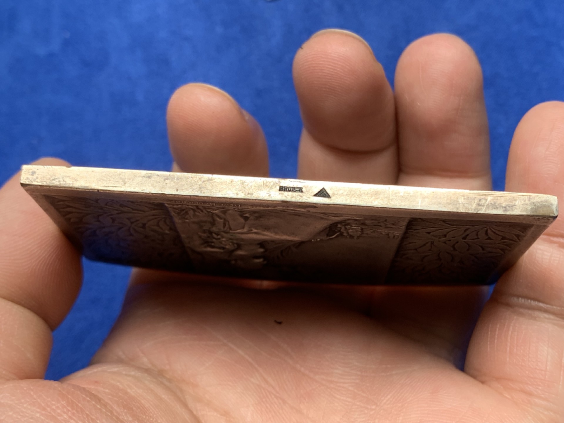 《竞宝斋》第157场-法国八角与章 专场！周日，周一，周四 3场 (全场包邮) 法国扇形镀银铜章，《丰收》，99.46g，长80mm，最宽49mm