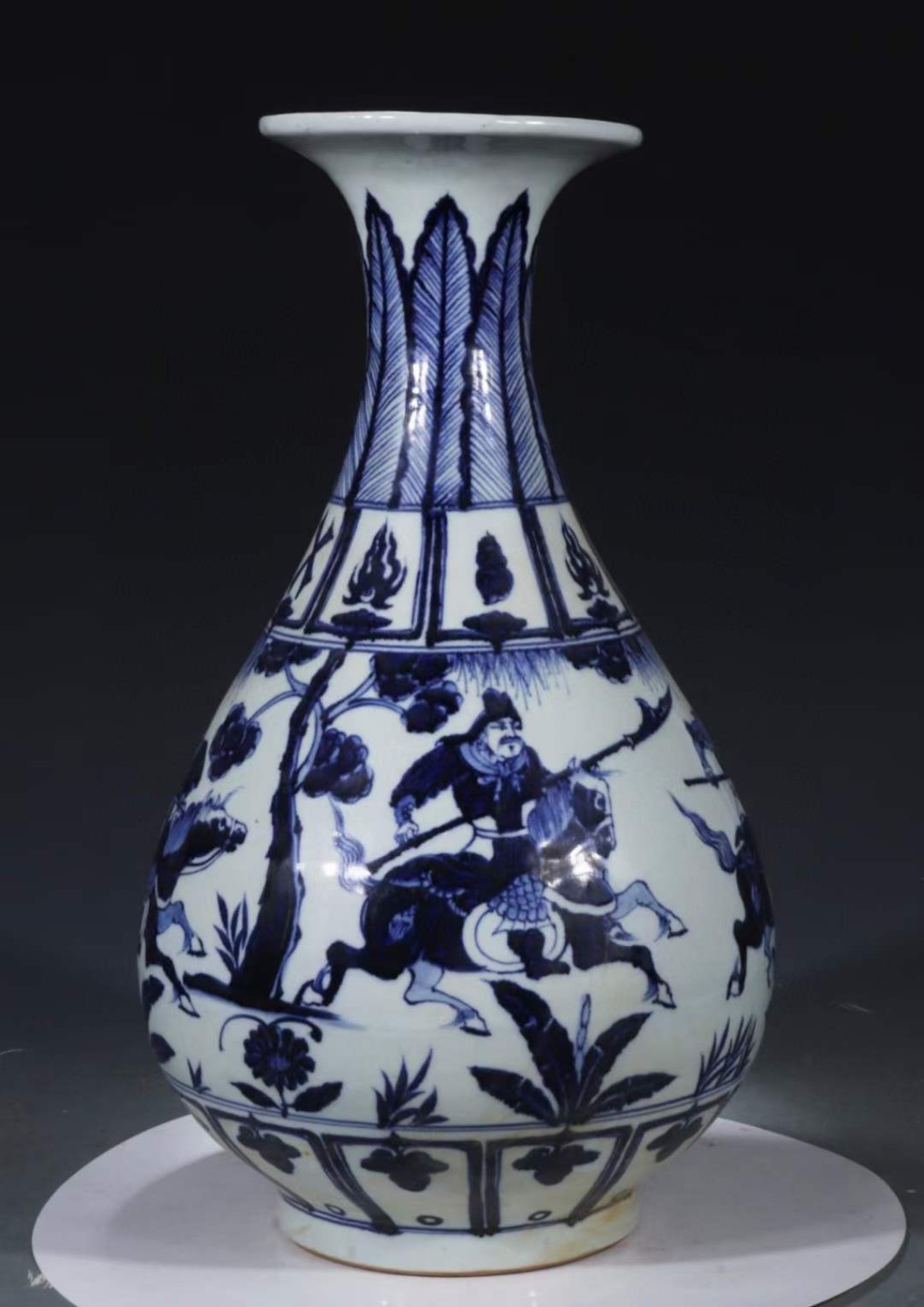 旧藏 元青花【三英战吕布】人物故事纹玉壶春瓶