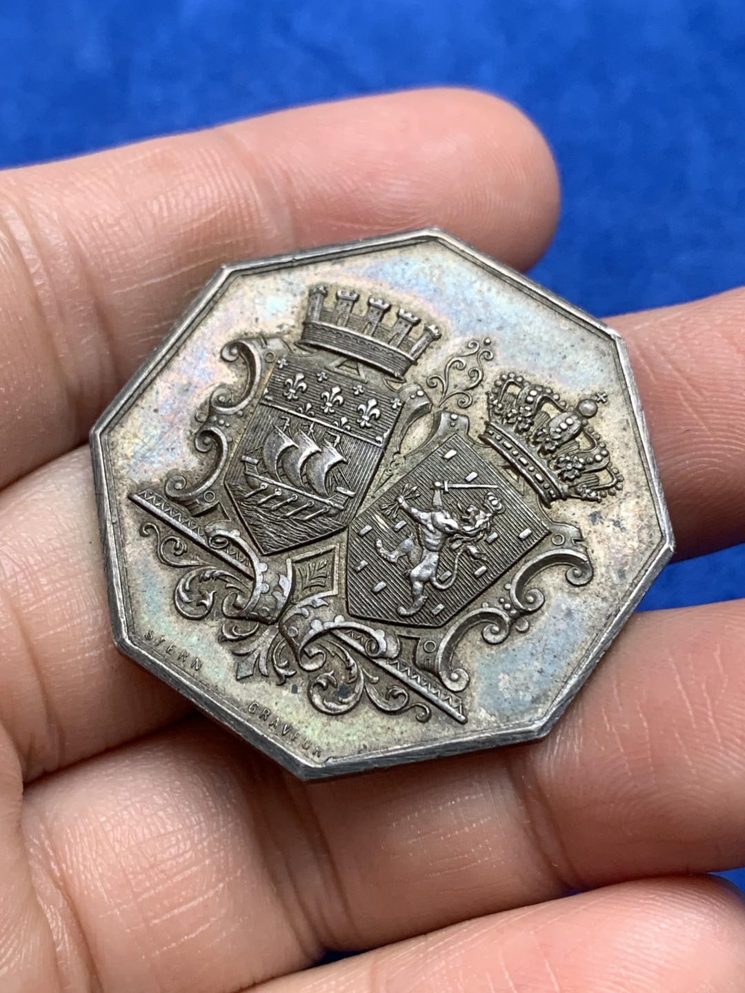 《竞宝斋》第157场-法国八角与章 专场！周日，周一，周四 3场 (全场包邮) 法国八角银质代币，巴黎荷兰银行，21.22g，36.3mm，丰饶角，老包浆