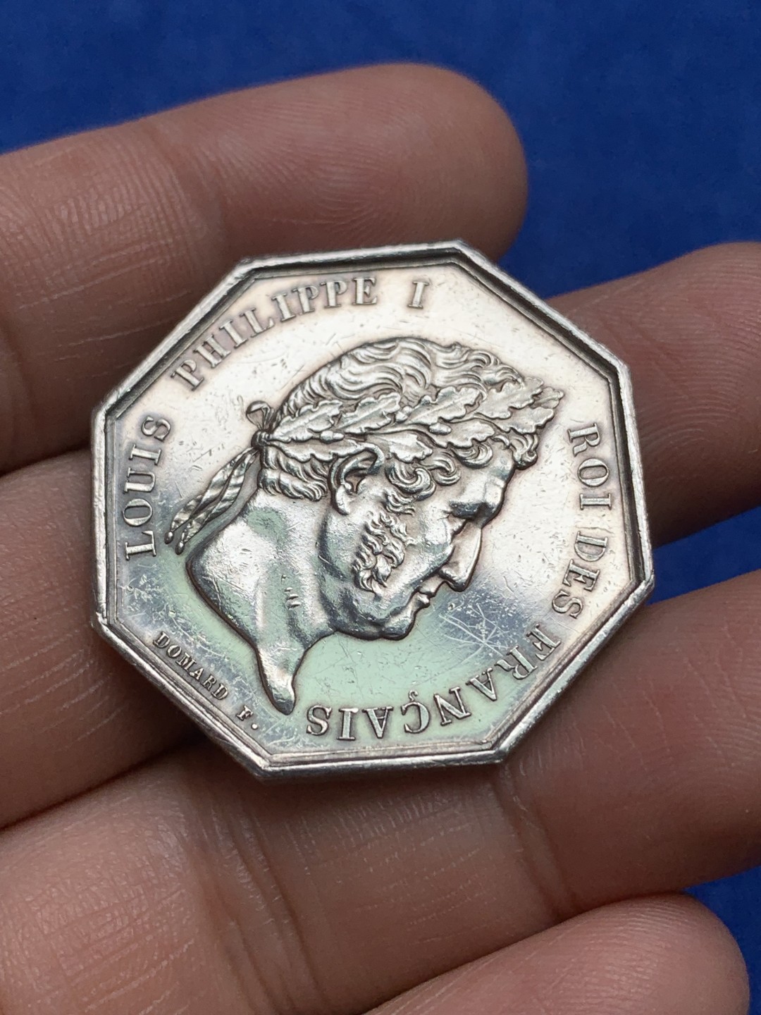 《竞宝斋》第157场-法国八角与章 专场！周日，周一，周四 3场 (全场包邮) 法国八角银质代币，1830年巴黎一审法庭，15.86g，33.5mm，1832之前无边铭