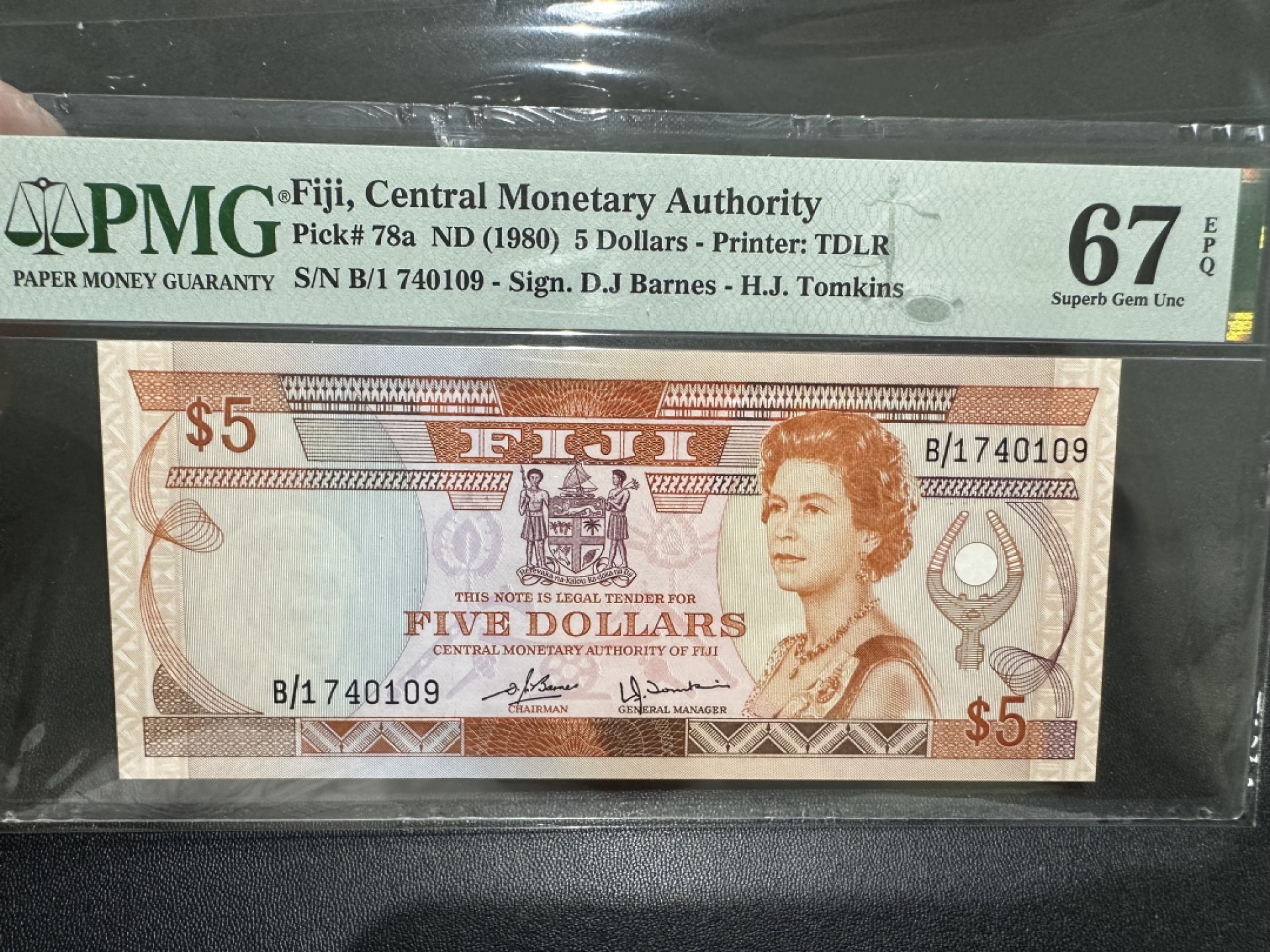 《外钞收藏家》第二百六十九期 1980年斐济5刀 PMG67