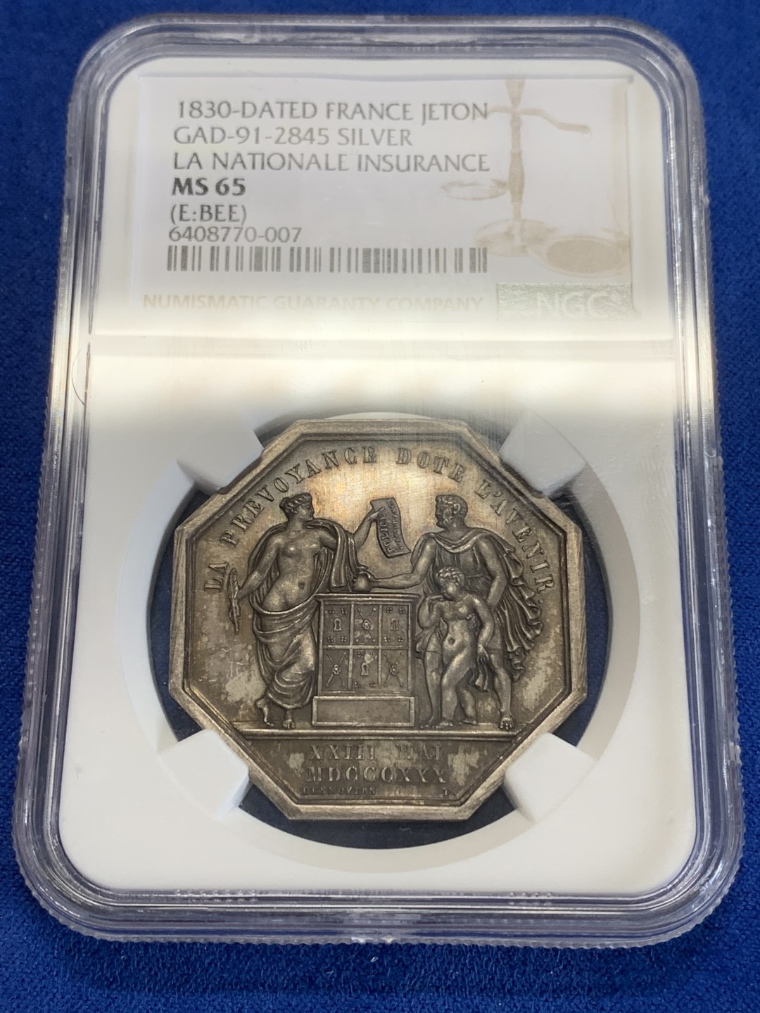 《竞宝斋》第157场-法国八角与章 专场！周日，周一，周四 3场 (全场包邮) NGC-MS65 法国 八角银质代币 国家火灾保险公司，蜜蜂边铭（1860-1879）罕见的底板异常干净且金红色漂亮的包浆，难得一见的极品