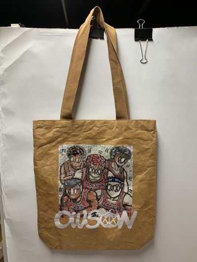 零元拍：展会热卖款，歪歪 OWSON系列杜邦纸手提袋  复古牛皮色防水洗杜邦环保潮流手袋《灌篮高手》，尺寸约35/38.5CM。 - 零元拍：展会热卖款，歪歪 OWSON系列杜邦纸手提袋  复古牛皮色防水洗杜邦环保潮流手袋《灌篮高手》，尺寸约35/38.5CM。