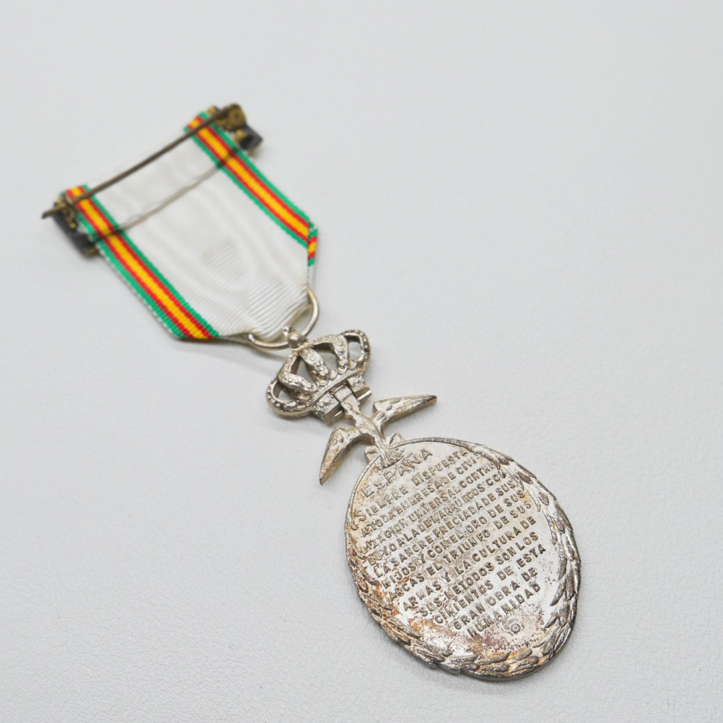 交易所2023-4-22群拍 西班牙1909-1927摩洛哥战役奖章