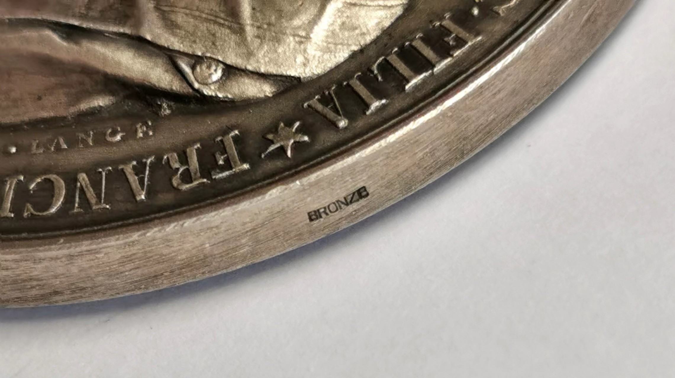 凡希社世界钱币微拍第二百三十六期 1854奥地利佛朗茨与茜茜公主结婚大典铜镀银章AU边有一划痕