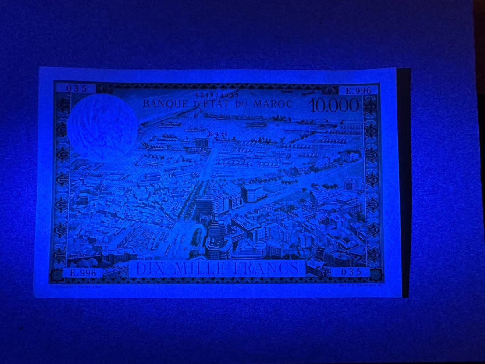 【Blue Auction】✨世界纸币精拍第316期——周日畅拍场 【035小号】 摩洛哥 1955年10000法郎 经典卡萨布兰卡 大票幅 AU+软折透光无黑线状态好
