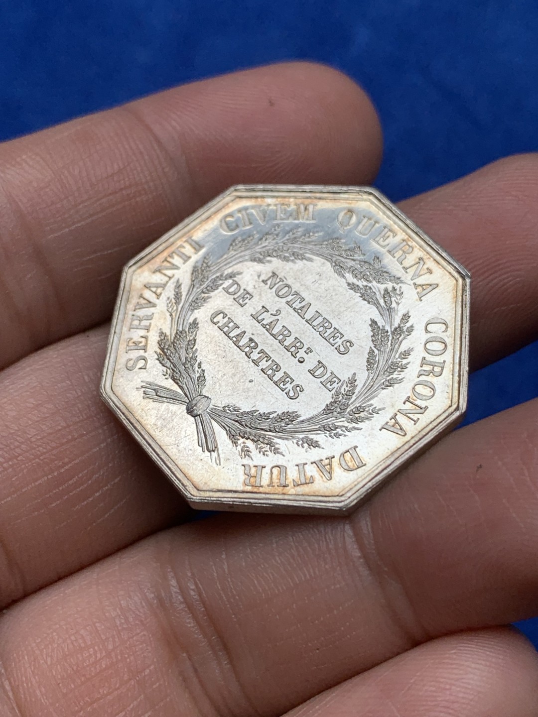 《竞宝斋》第157场-法国八角与章 专场！周日，周一，周四 3场 (全场包邮) 法国八角银质代币，沙特尔公证人，14.36g，31.6mm，丰饶角边铭