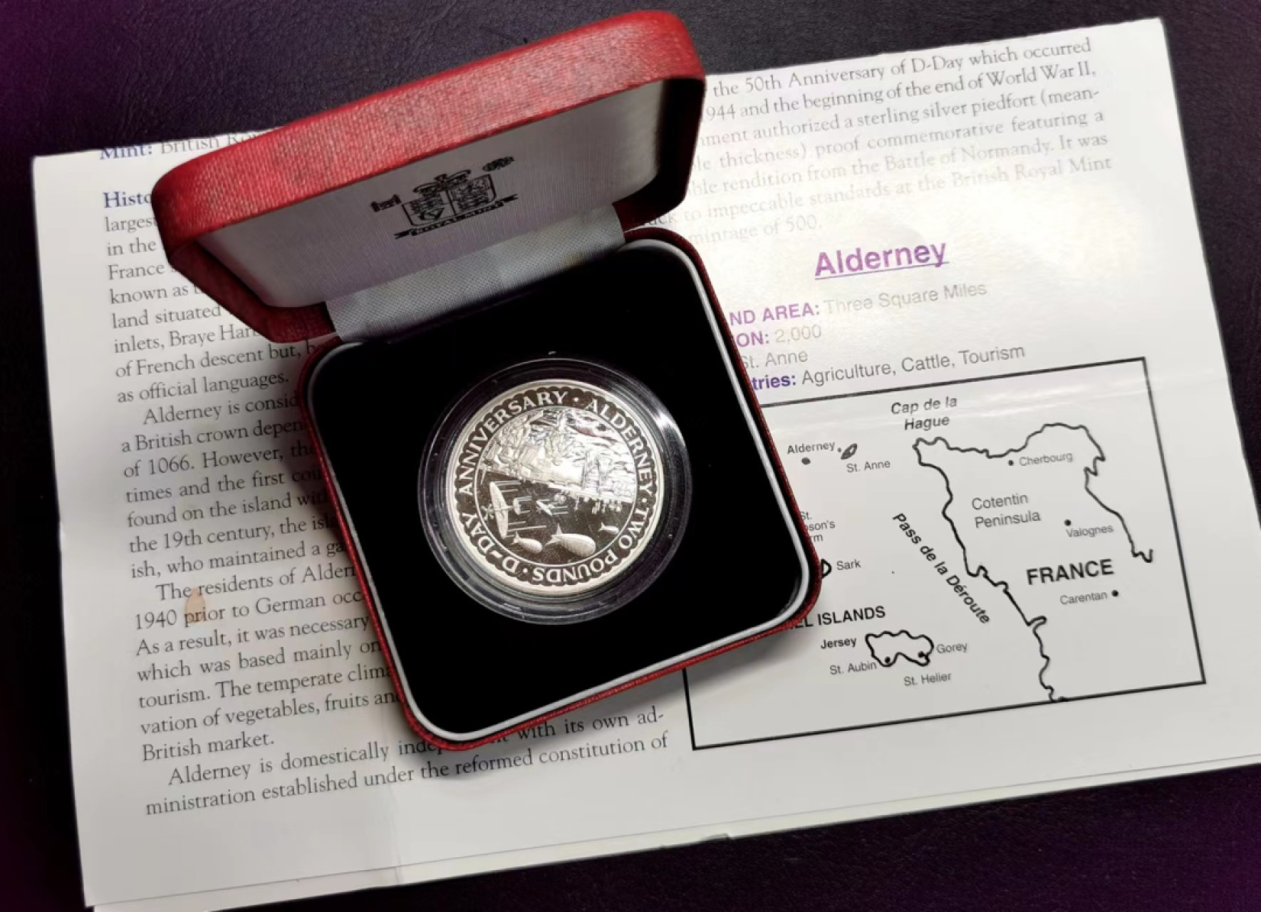 凡希社世界钱币微拍第二百三十六期 1994奥尔德尼D-DAY2镑纪念大银原盒全品！