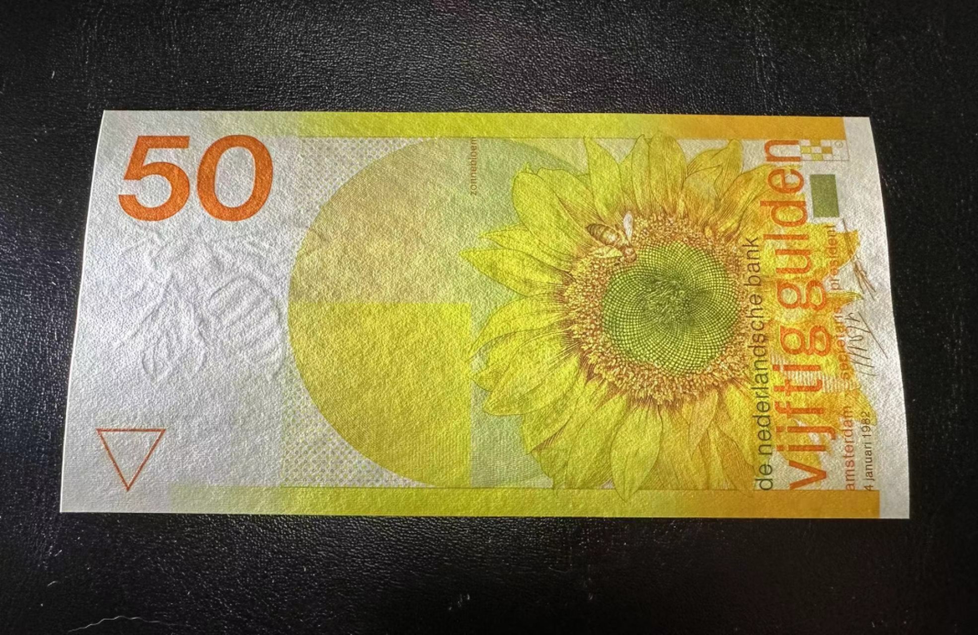 【Blue Auction】✨世界纸币精拍第316期——周日畅拍场 荷兰 1982年50盾 向日葵 全新UNC