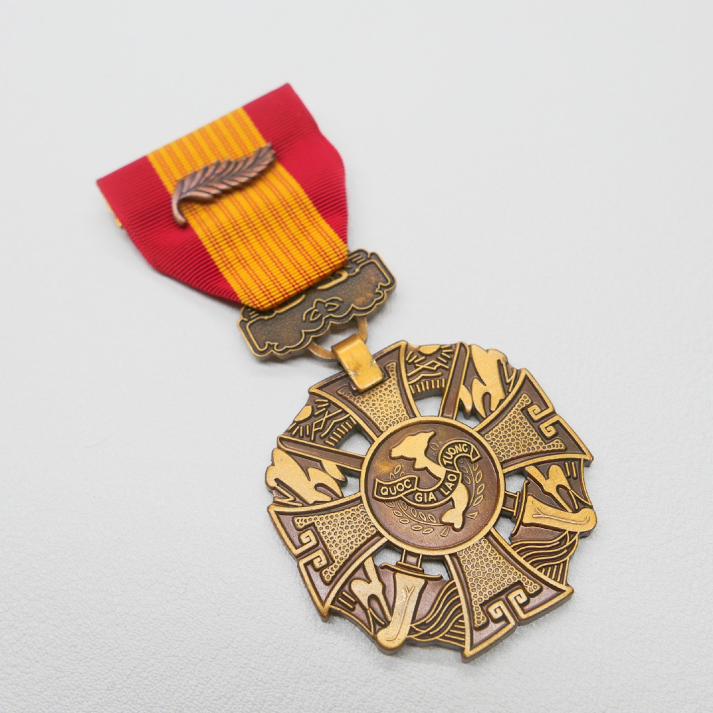 交易所2023-4-22群拍 南越英勇十字奖章