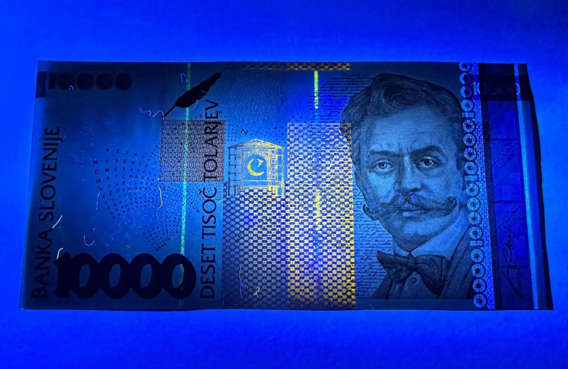 【Blue Auction】✨世界纸币精拍第316期——周日畅拍场 【无47】 斯洛文尼亚 2000年10000托拉捷夫 最高值 全新UNC  