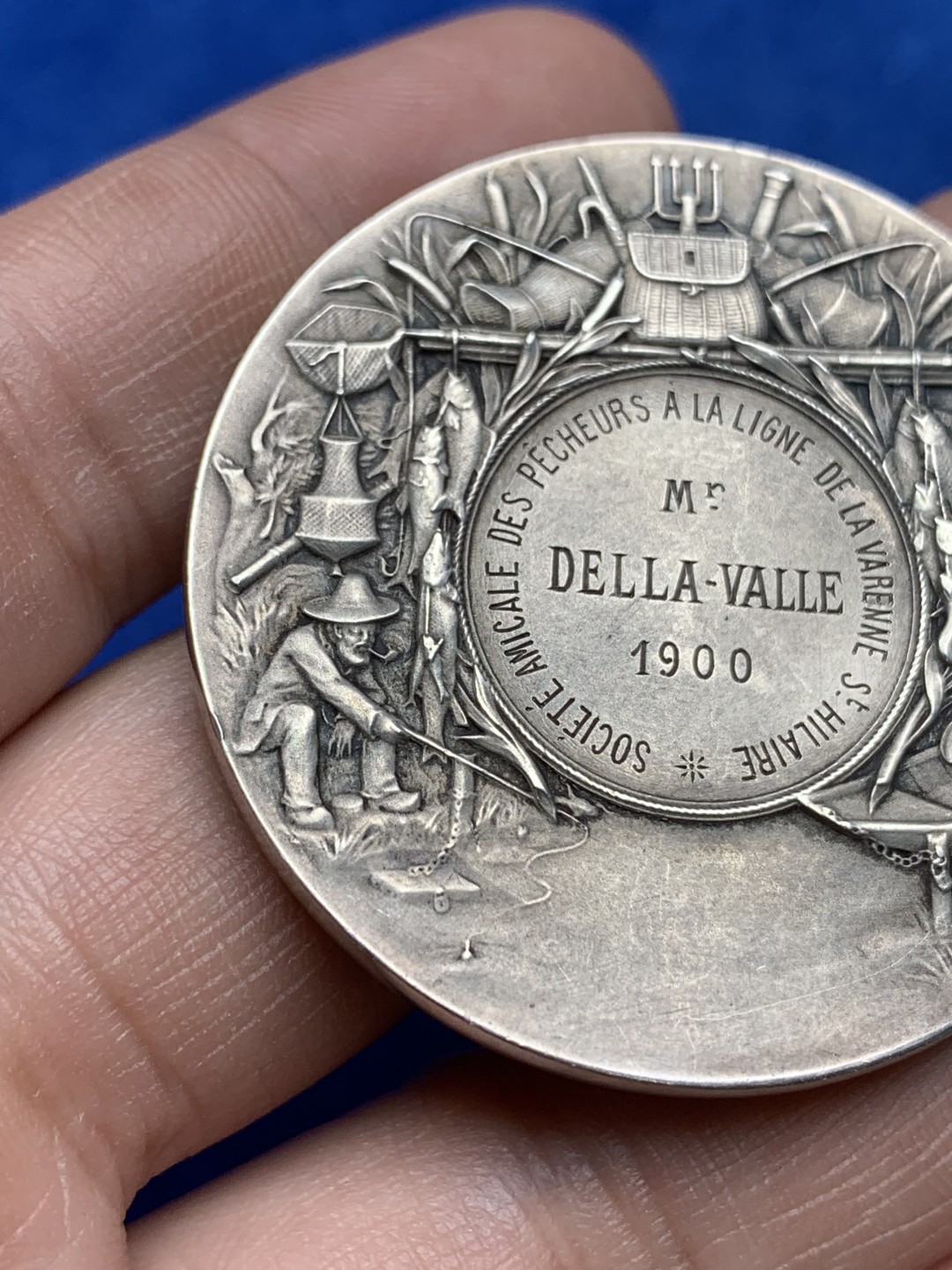 《竞宝斋》第157场-法国八角与章 专场！周日，周一，周四 3场 (全场包邮) 法国银章，1900年拉瓦雷讷垂钓者爱好协会，48.6g，46.3mm，丰饶角边铭