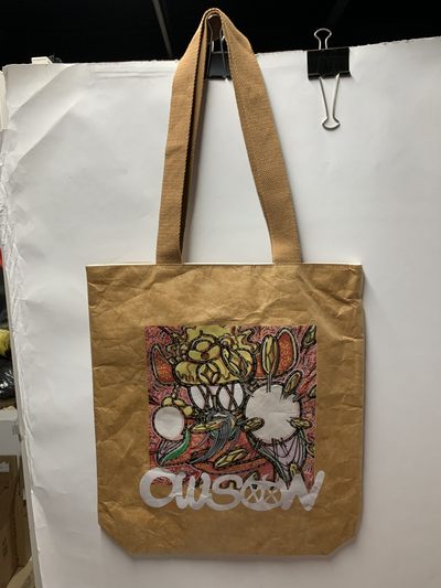 零元拍：展会热卖款，歪歪 OWSON系列杜邦纸手提袋  复古牛皮色防水洗杜邦环保潮流手袋《财神》，尺寸约35/38.5CM。 - 零元拍：展会热卖款，歪歪 OWSON系列杜邦纸手提袋  复古牛皮色防水洗杜邦环保潮流手袋《财神》，尺寸约35/38.5CM。