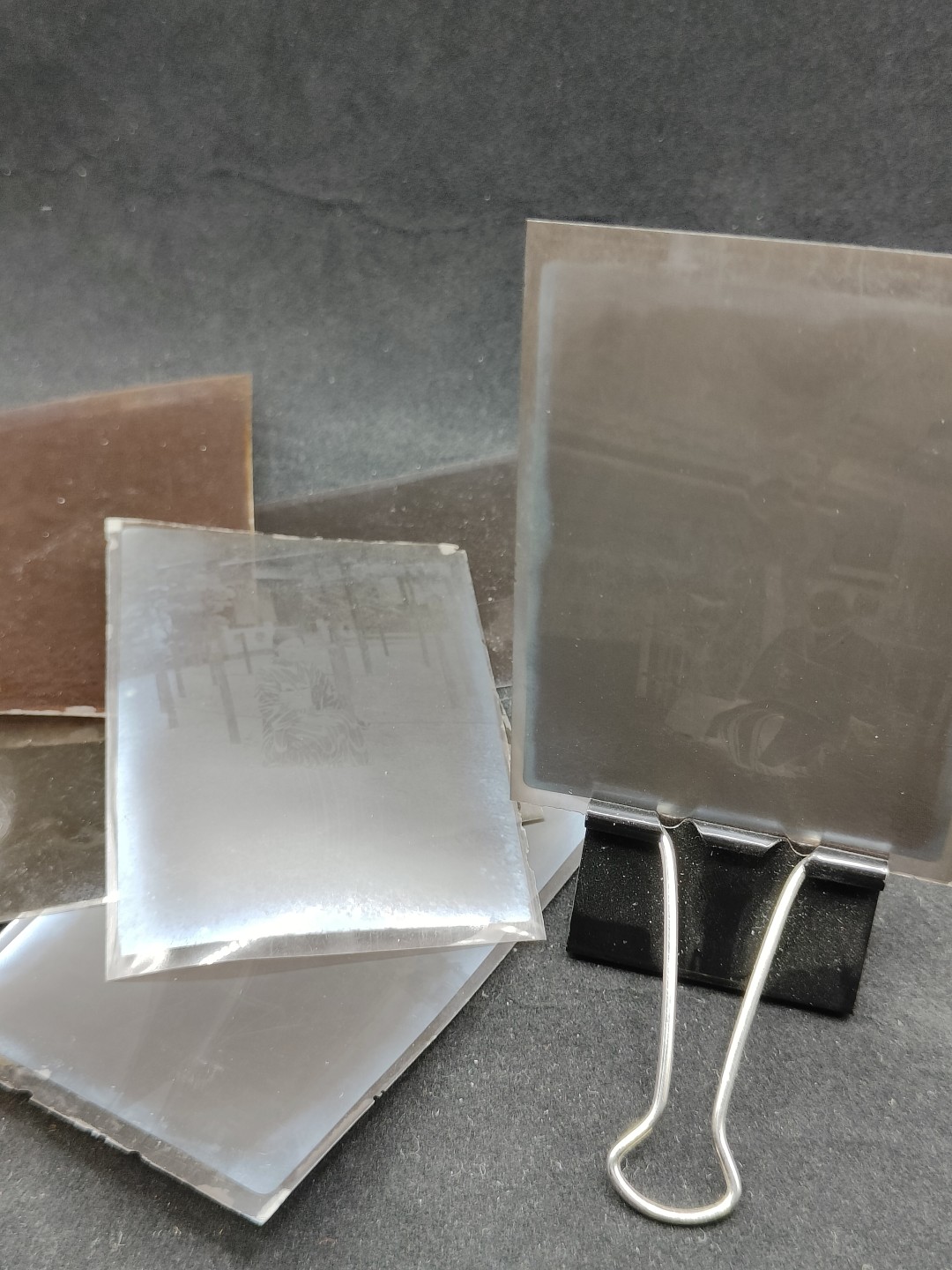 全场0元起拍 第50期 咸鱼国勋章拍卖专场 4月26日（周三）下午6：00开始 日本老底片一组 6张