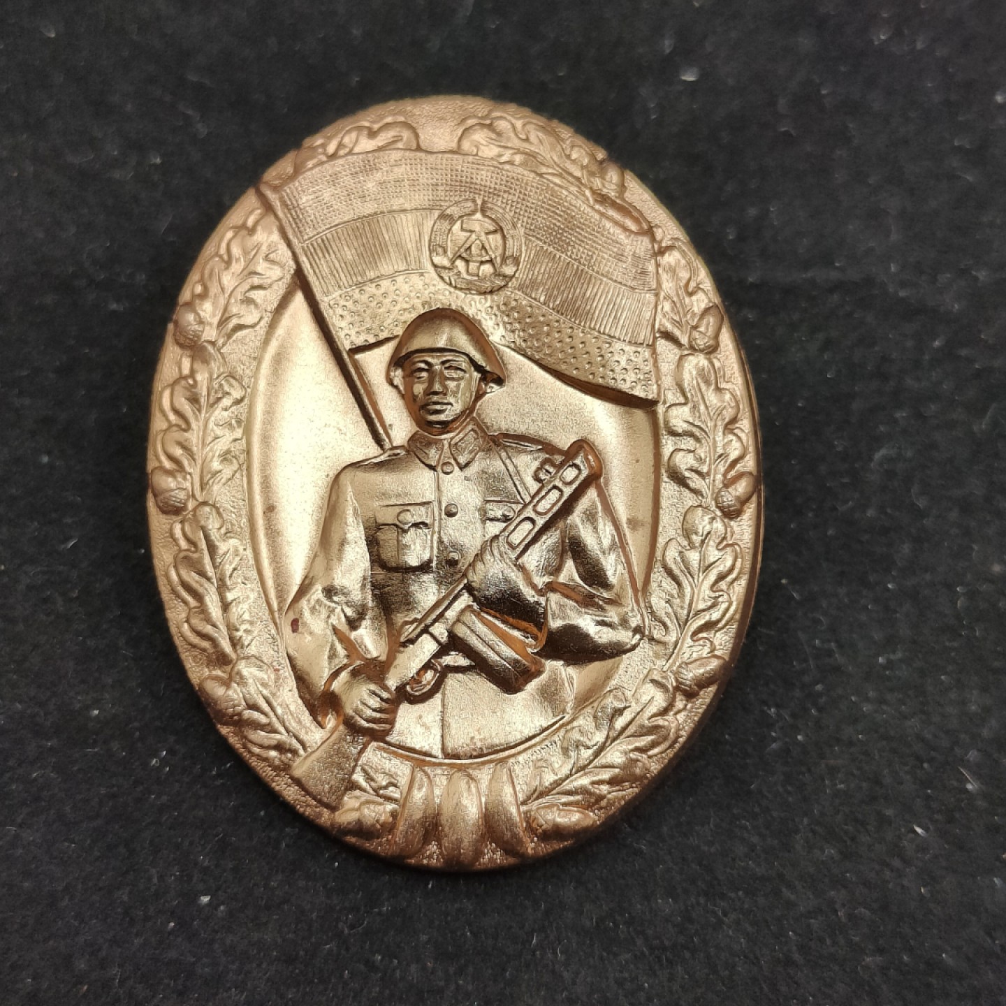 全场0元起拍 第50期 咸鱼国勋章拍卖专场 4月26日（周三）下午6：00开始 东德 NVA  优秀人民军证章