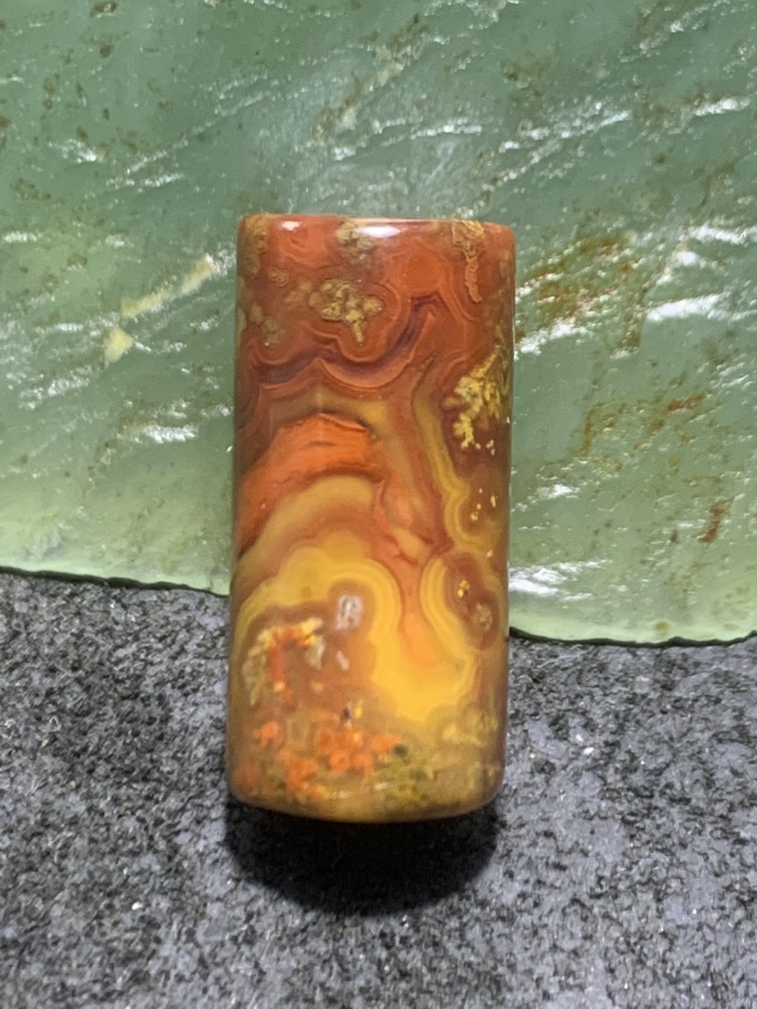 草花纹战国红玛瑙直桶桶珠一颗！