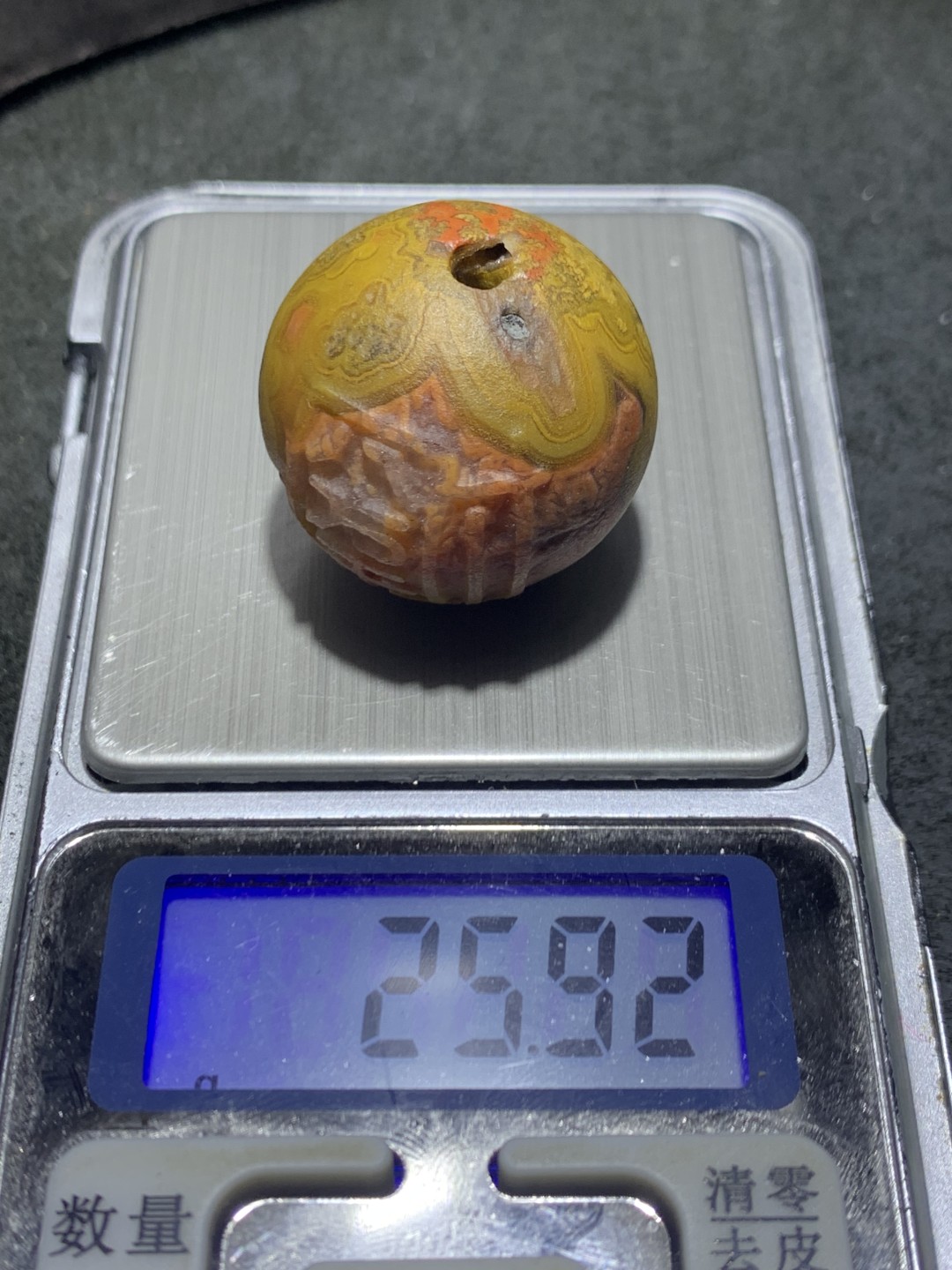 精美亚光冰飘风化纹战国红玛瑙手工雕刻八方来财大单珠一颗