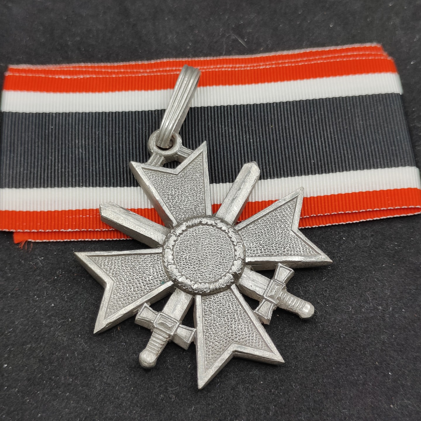 全场0元起拍 第50期 咸鱼国勋章拍卖专场 4月26日（周三）下午6：00开始 德国57版骑士级带剑战功十字勋章