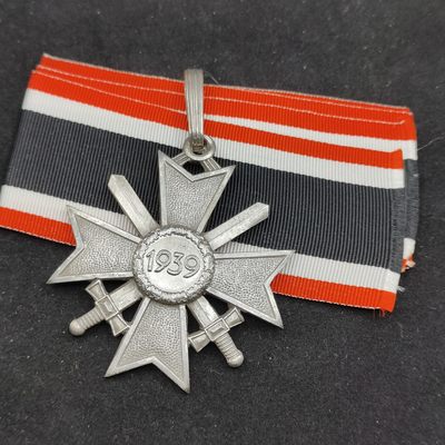 全场0元起拍 第50期 咸鱼国勋章拍卖专场 4月26日（周三）下午6：00开始 - 德国57版骑士级带剑战功十字勋章