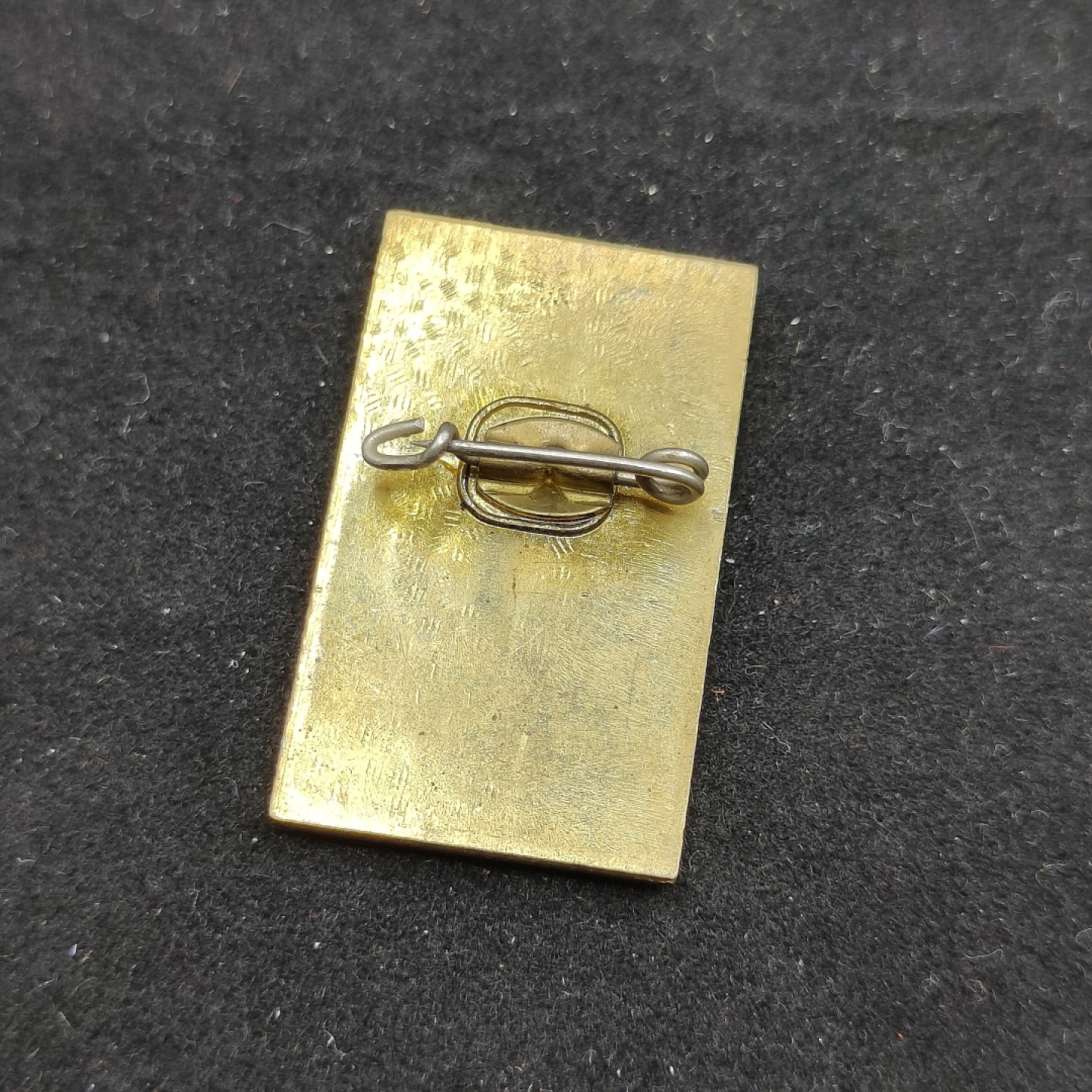 全场0元起拍 第50期 咸鱼国勋章拍卖专场 4月26日（周三）下午6：00开始 东德建国30周年纪念章