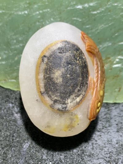 精美亚光满冰飘原皮天眼纹战国红玛瑙雕刻手工俏色巧雕鲤鱼吊坠一个 - 精美亚光满冰飘原皮天眼纹战国红玛瑙雕刻手工俏色巧雕鲤鱼吊坠一个