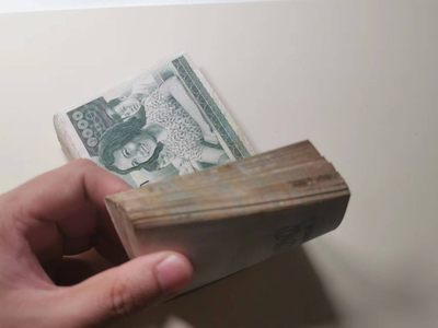 238.【鲸贝乐淘★两拍包邮】三字经·第“亲师友，习礼仪”号拍卖 【柬埔寨🇰🇭★百张混刀】1973年1000瑞尔，大部分连号有222豹子号，全新未流通好品相，极近UNC如图