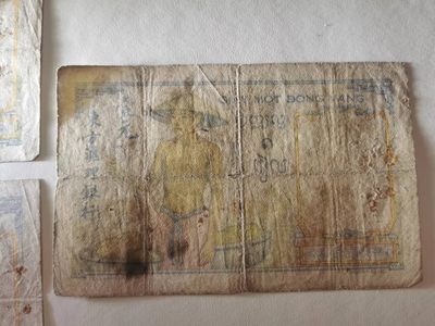 238.【鲸贝乐淘★两拍包邮】三字经·第“亲师友，习礼仪”号拍卖 【越南🇻🇳】东方汇理银行1元3张，流通品相如图