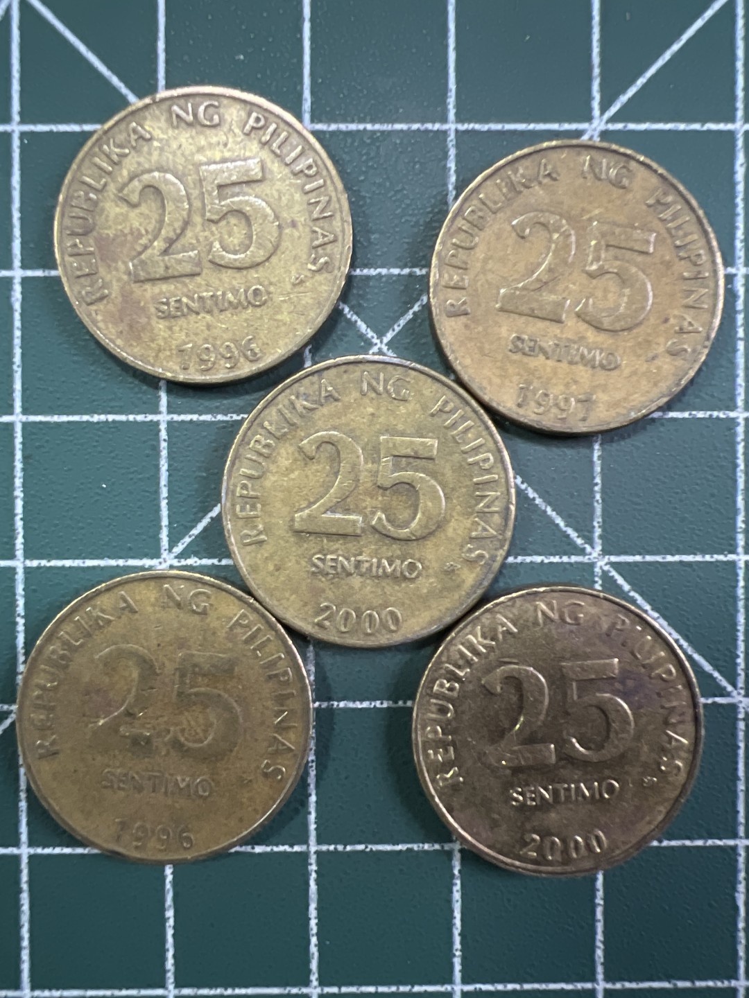 泡泡堂第293期  世界硬币 （无押金，捡漏，全场20包邮，偏远地区除外，接收代拍业务） 菲律宾25分五枚