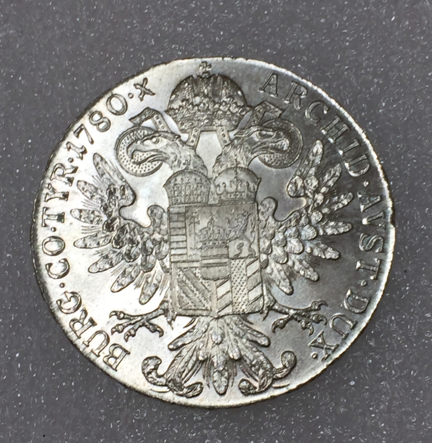 方圆集藏第四期专场 11472-奥地利1780官方后铸版大奶妈银币