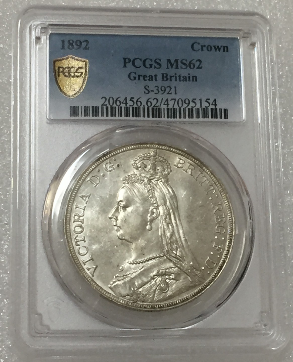 方圆集藏第四期专场 11467-PCGS62分英国1892年维多利亚高冠马剑银币
