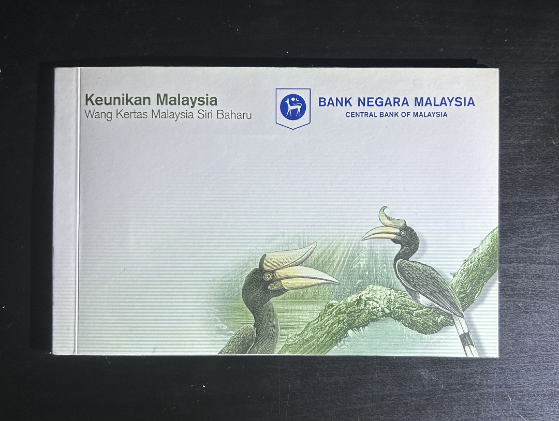 【丑猫0429】今晚7点，快拍 马来西亚AA同号册unc