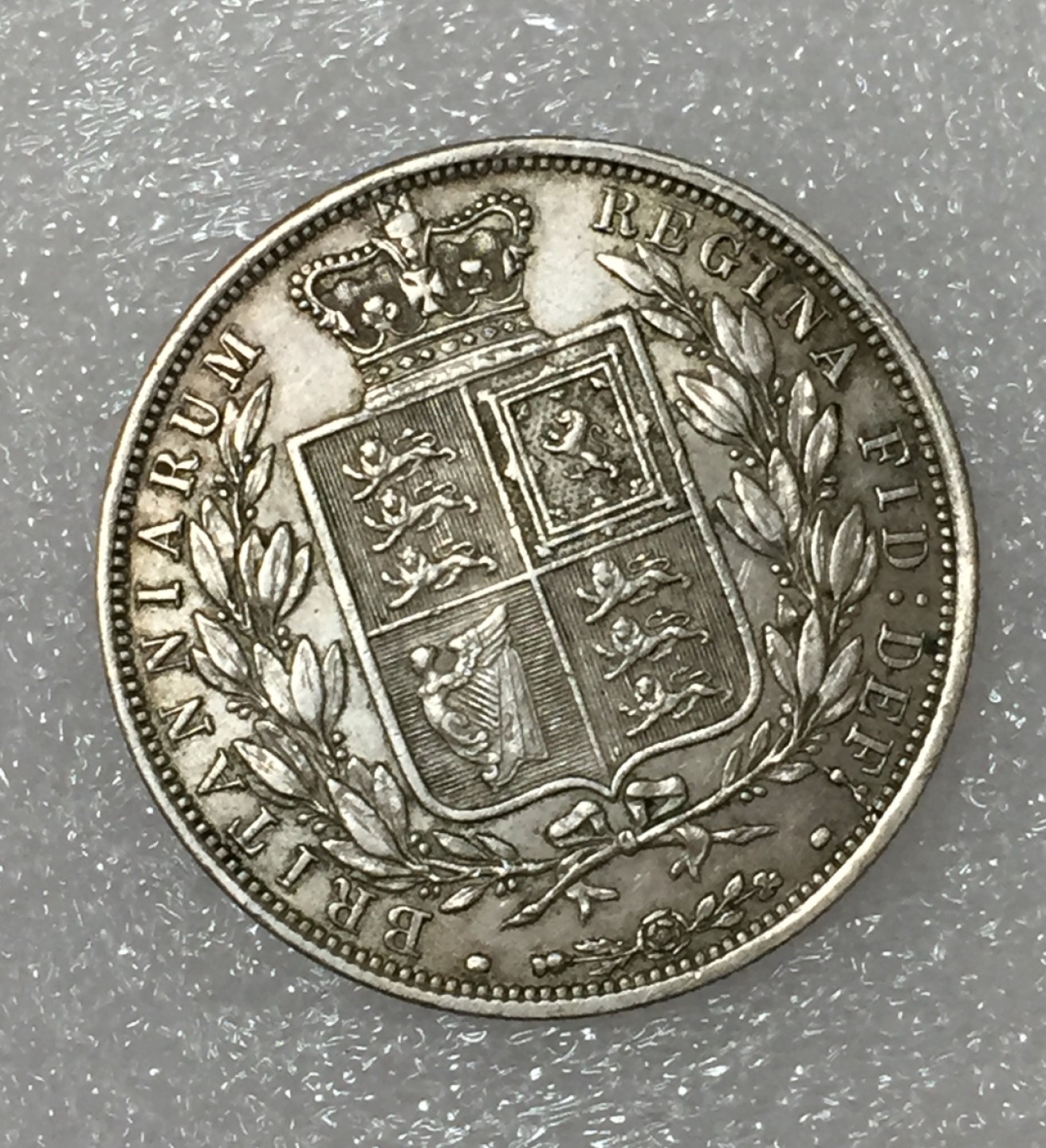 方圆集藏第四期专场 8334-英国1883年小维半克朗银币