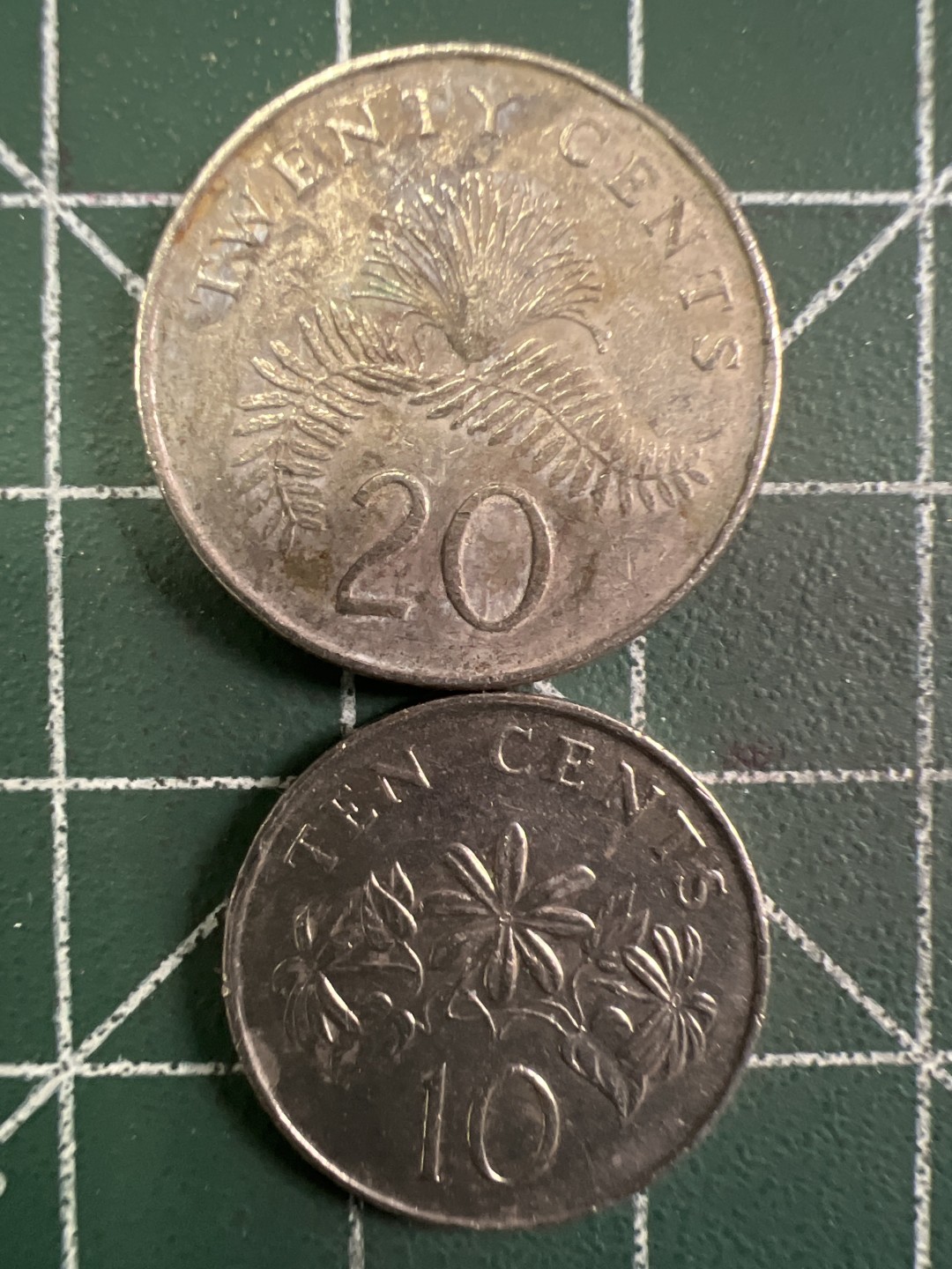 泡泡堂第293期  世界硬币 （无押金，捡漏，全场20包邮，偏远地区除外，接收代拍业务） 新加坡2枚