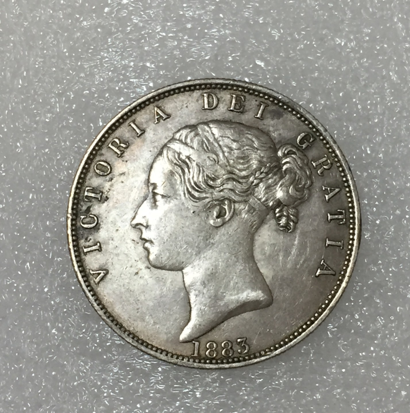 方圆集藏第四期专场 8334-英国1883年小维半克朗银币