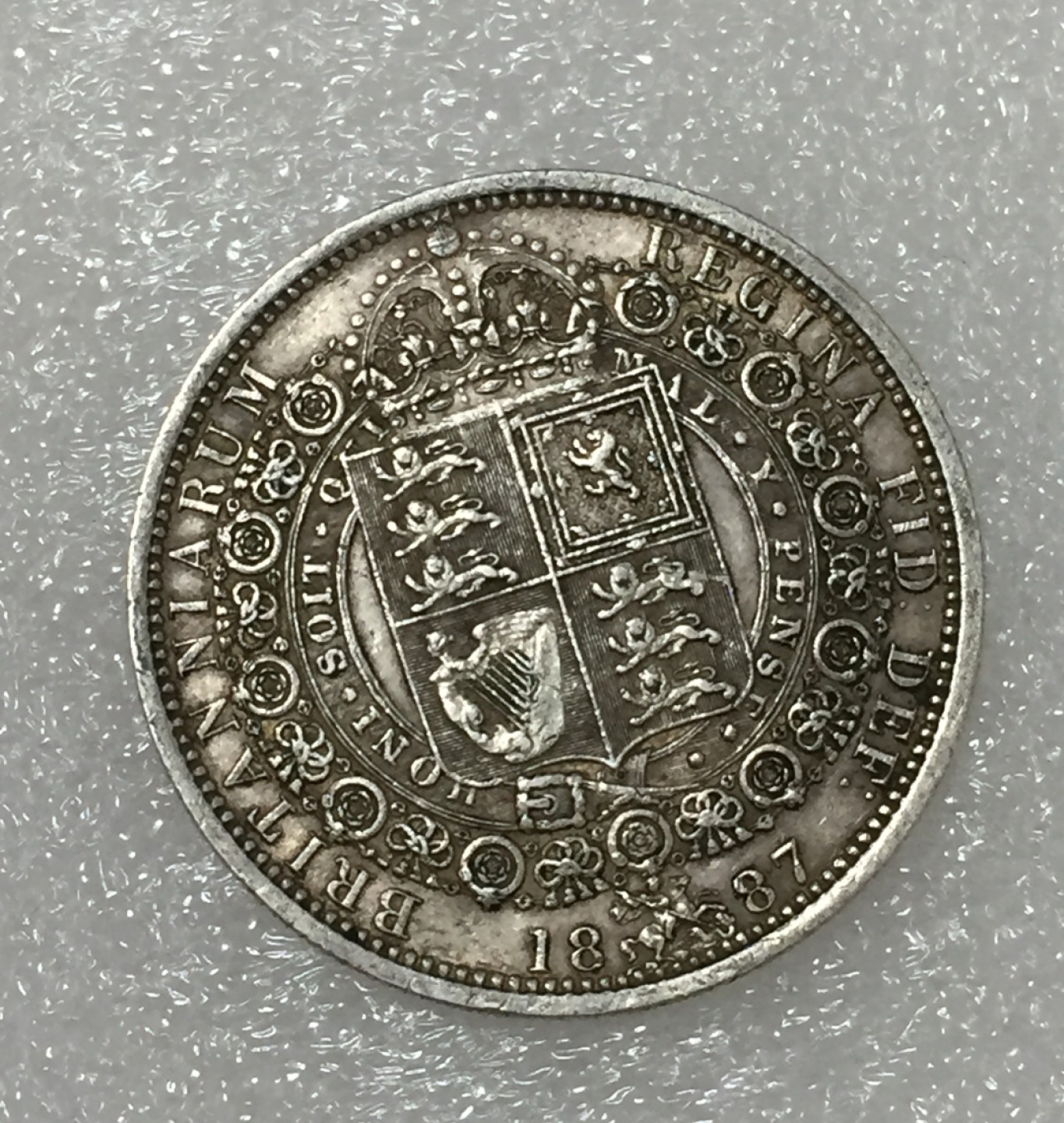 方圆集藏第四期专场 11008-英国1887年维多利亚女王半克朗银币