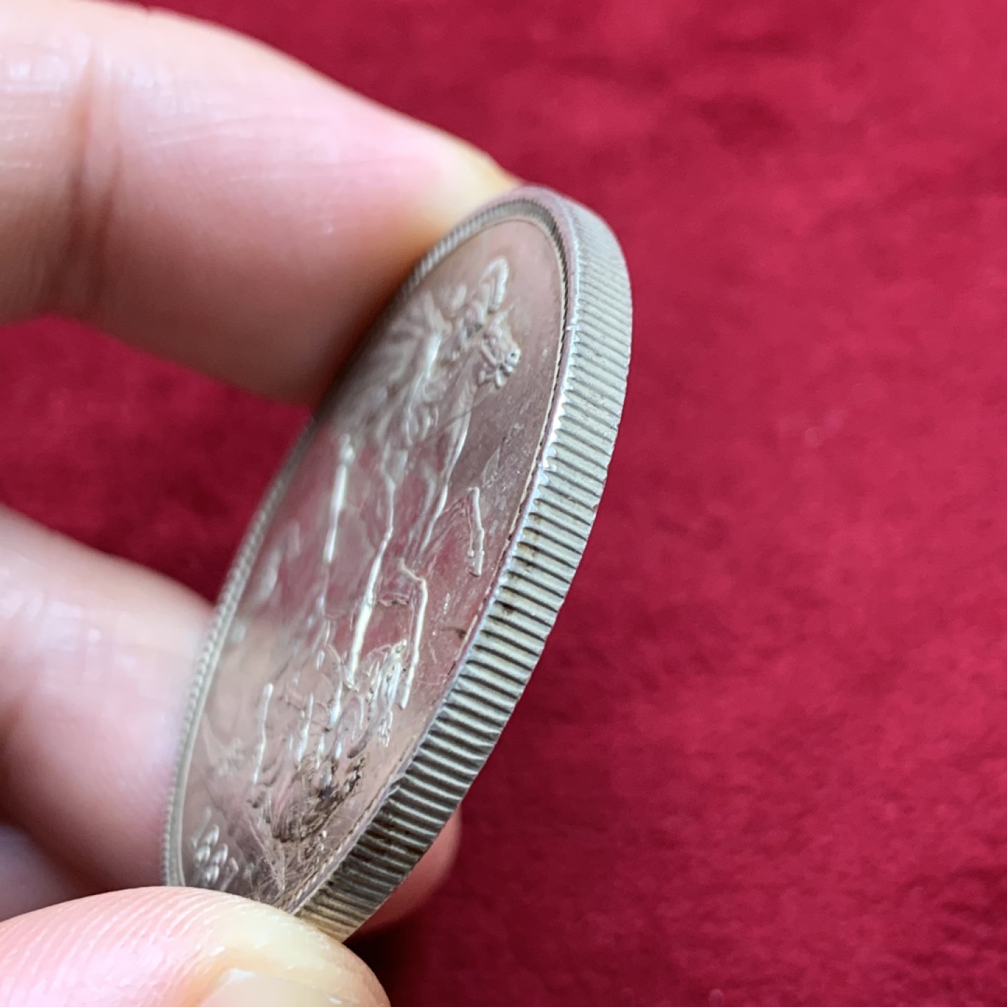 《竞宝斋》第159场-周日，周一 2场 (全场包邮) 英国 1887年马剑大克朗银币，unc级别原光淡彩，状态一流