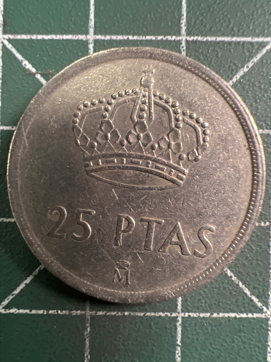 泡泡堂第294期  世界硬币 （无押金，捡漏，全场20包邮，偏远地区除外，接收代拍业务） 西班牙25比塞塔