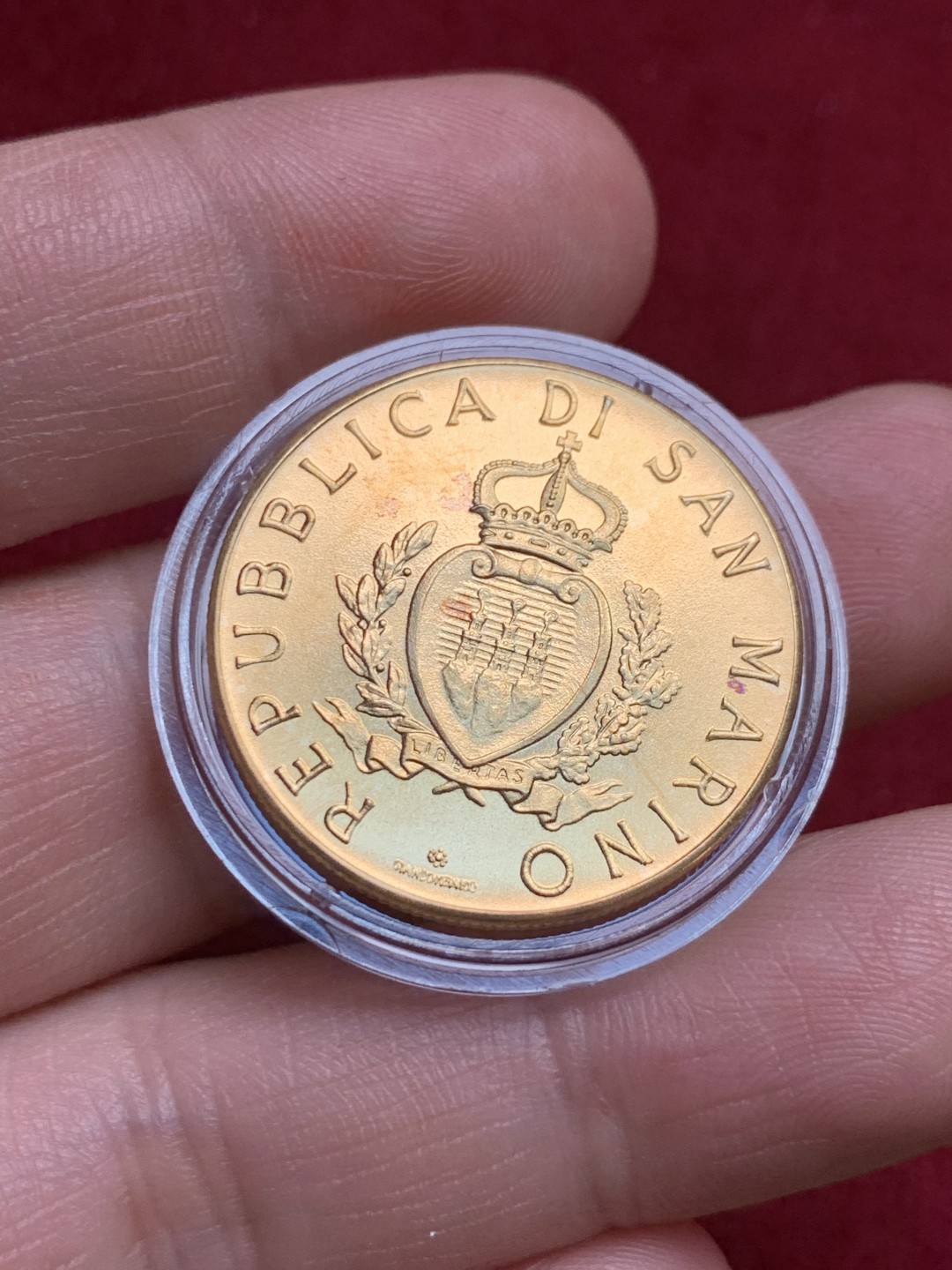 《竞宝斋》第159场-周日，周一 2场 (全场包邮) 原盒证书圣马力诺1988年 5斯库蒂金币 16.96克 917金