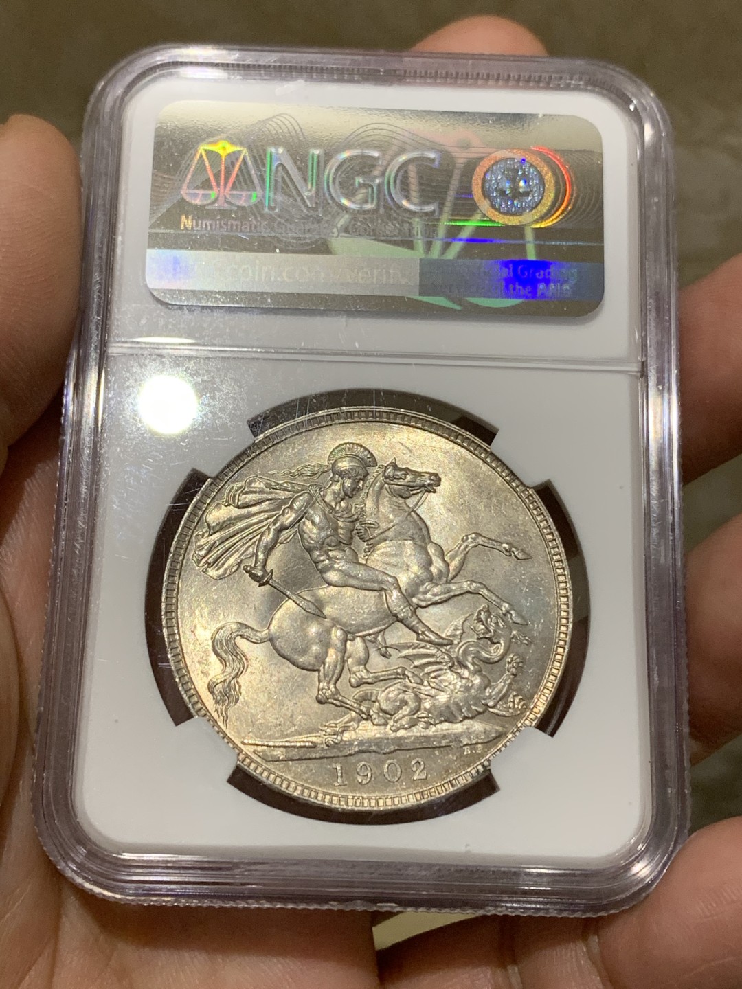 《竞宝斋》第159场-周日，周一 2场 (全场包邮) NGC-MS63  英国1902年 爱七马剑 真正的金彩 普制比精制要少的多 63分里的战斗机