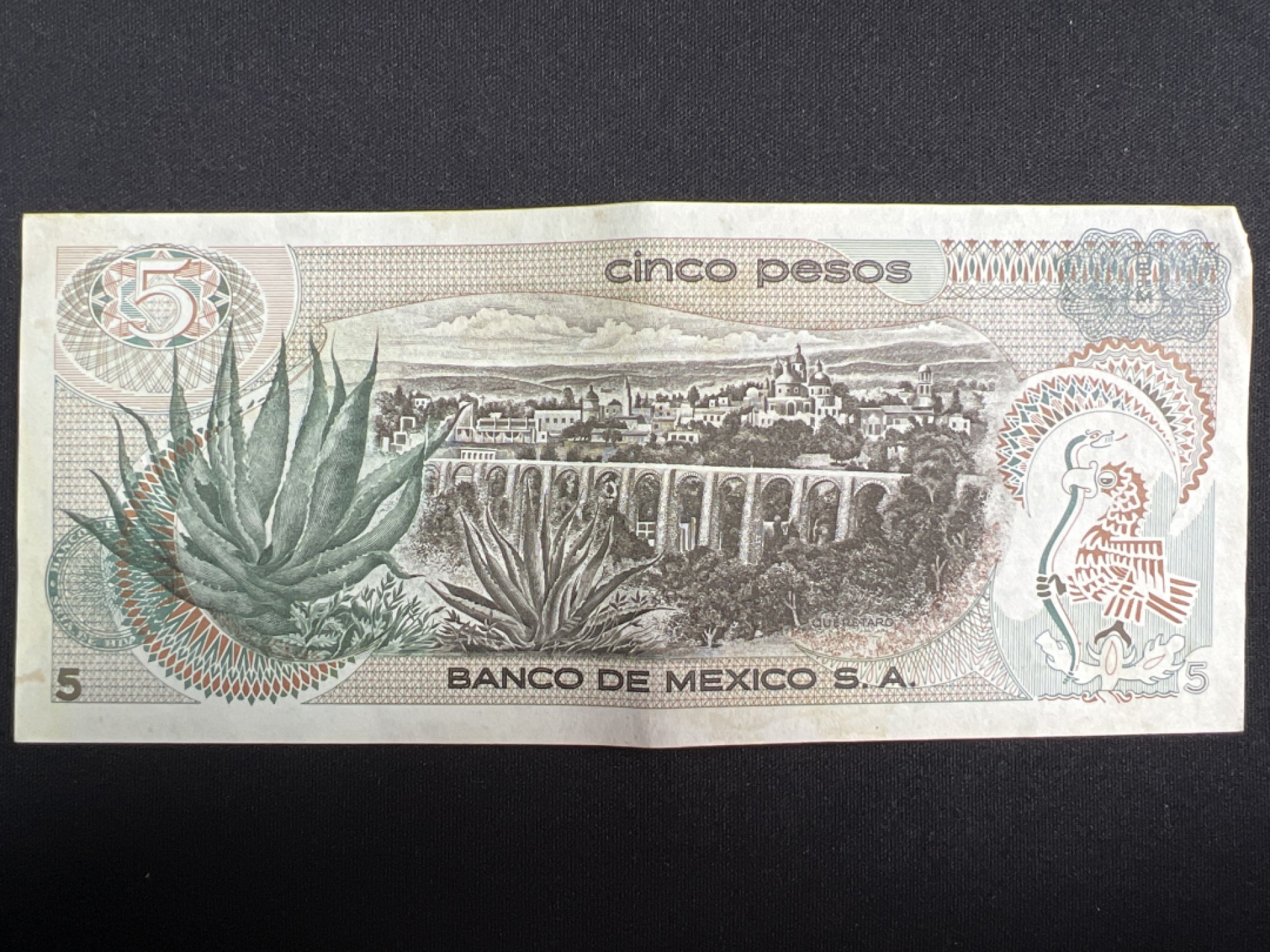 泡泡堂微拍第137幕纸币捡漏可累计专场👿👿，累计满二十元包邮，接受代拍业务 墨西哥5比索